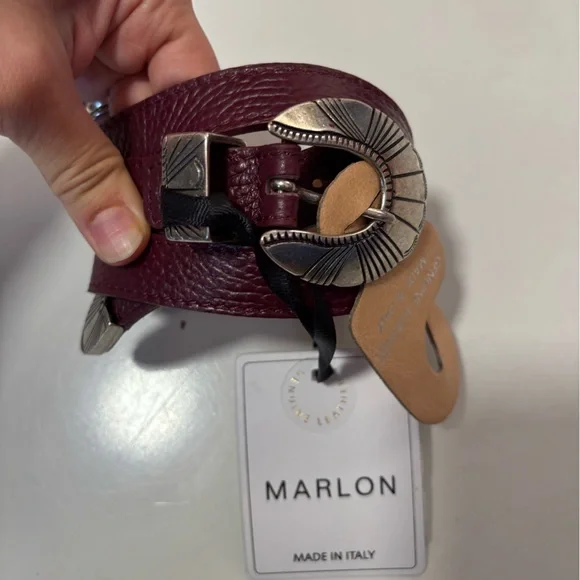 MARLON burgundy Leather Buckle Belt sz S‎