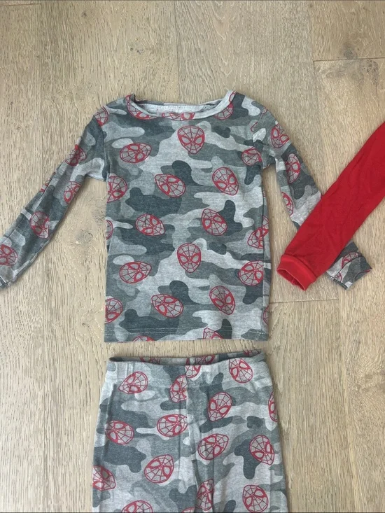 🕷️ 🦸🏻 Size 5 ~ Marvel Spider-Man Pajama Set