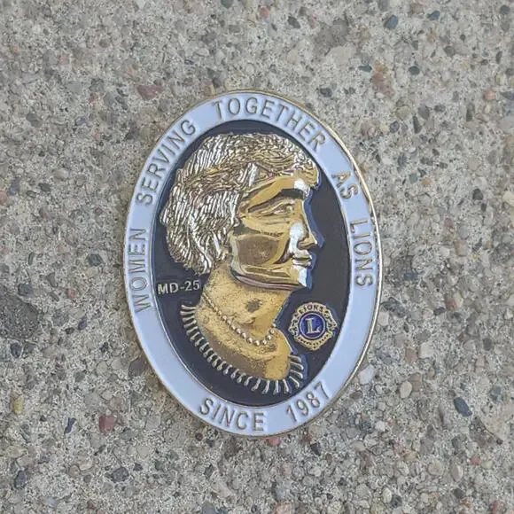 Lions Club Women Serving Together Since 1987 MD-25 Silver Enamel Lapel Pin Badge