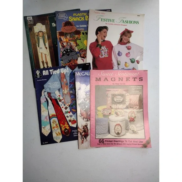 Vintage Craft Booklet Lot Plastic Canvas‎ Fabric Painting Gingerbread House 6pc