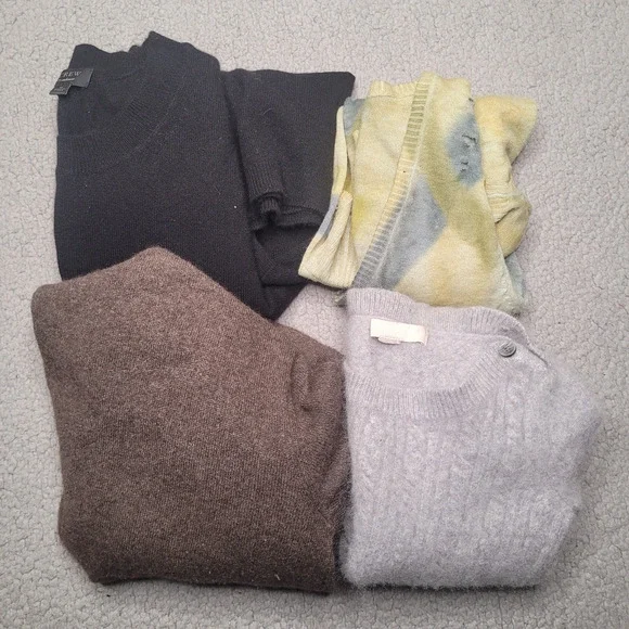 4pc CASHMERE Sweaters Tops Lot Crafts Cutter Flaws Holes‎ Upcycle Fabric DIY