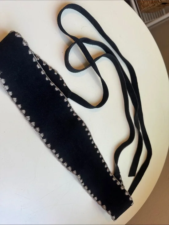 Vintage Black Suede Tie Belt with Silver Stitching