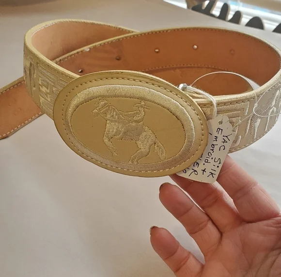 YAC SILK EMBROIDERY LEATHER NWT. Belt and buckle.  Beige  sz 38 unisex