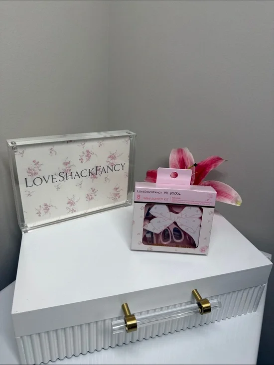 🎀 Love Shack Fancy stationery pink mini kit