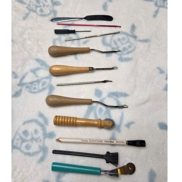 Vintage Sewing‎ Tool Lot Penn Dressmaker Pencil Tracing Wheel Latch Hooks 12pc
