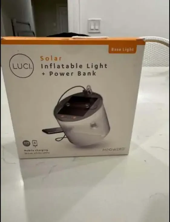 MPOWERD Luci Solar Inflatable Light + Power Bank