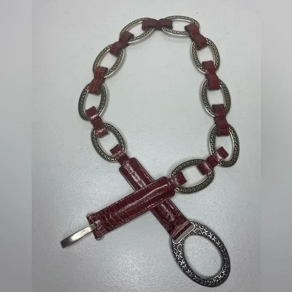 Brighton VTG Burgundy Croc embossed belt with Oval Silver Links Size S-L Boho