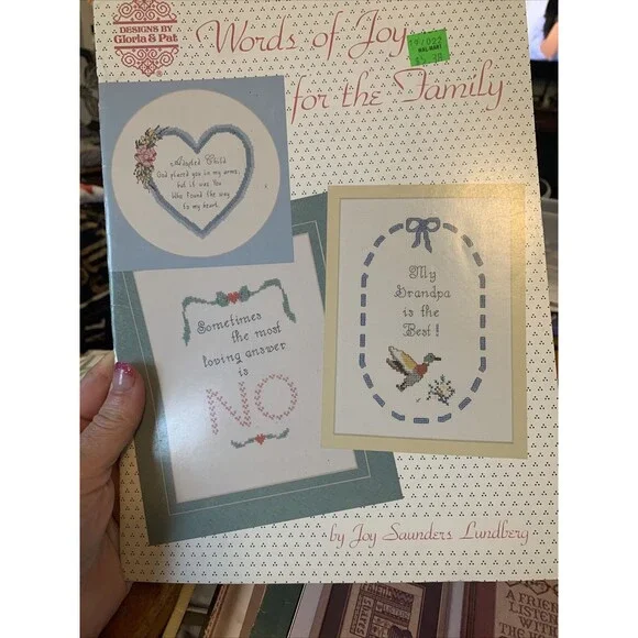 Cross Stitch - Designs by Gloria & Pat - Words of Joy - Booklet - Used