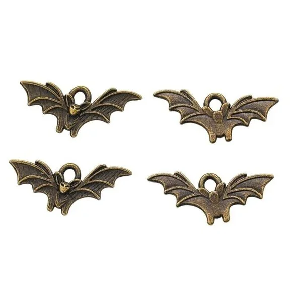 10 Gothic Antiqued Brass Bronze Vampire Bat 21mm Flying Wings Goth Horror Charms