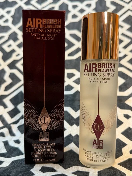 Charlotte Tilbury Airbrush Flawless Setting Spray - Rose Gold Cap