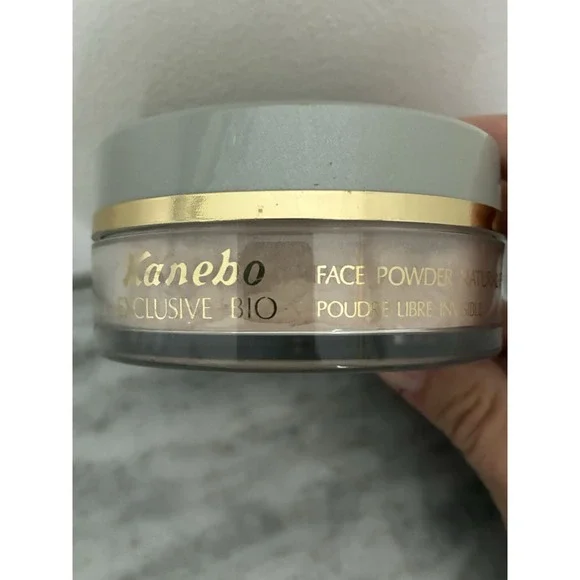 Kanebo Exclusive Bio Face Powder. Natural finish. Jumbo 1.4 Oz . Sealed. RARE