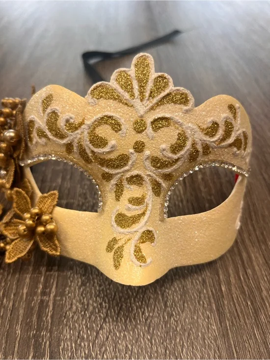 Elegant Gold Glitter Venetian Eye Mask - masquerade cosplay