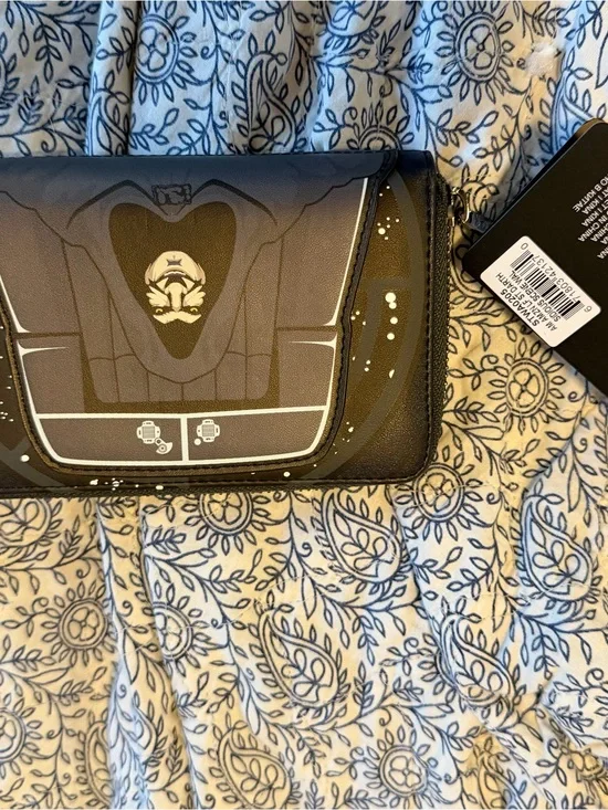 Loungefly Star Wars empires strikes back wallet