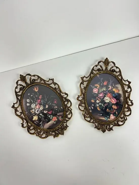 Vintage Ornate Brass Oval Frame Floral Art Made in Italy Set of 2 Convex Glass