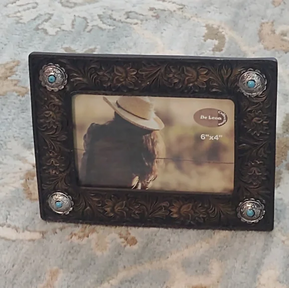 NWT Western picture frame with turquoise