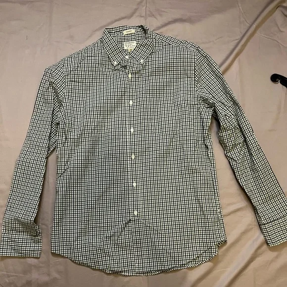 J crew classic plaid shirt Size medium