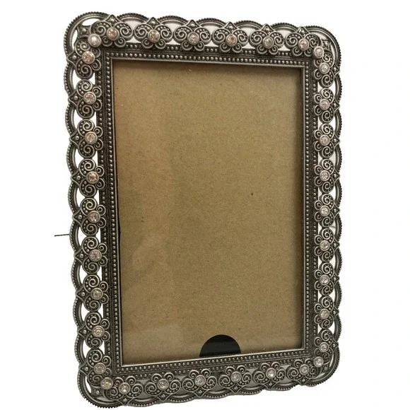 Pewter Picture Frame Beautiful Flower and Swirl Design & Clear Rhinestones‎ 5x7