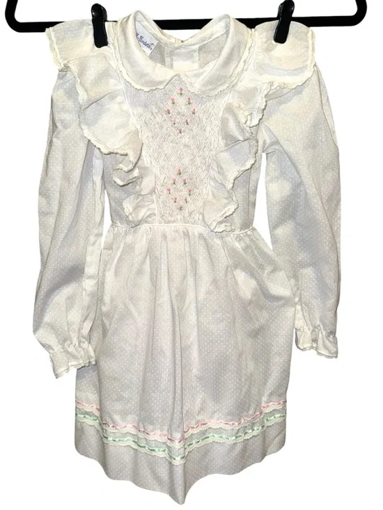 Vintage Girls 6x White Ruffle swiss dot, Smocked Dress, So cute!