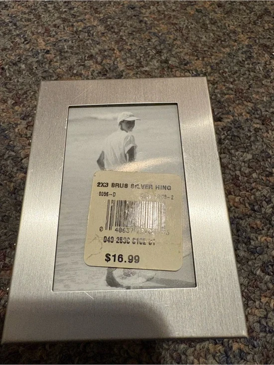 Brushed Silver 2x3 Photo Frame