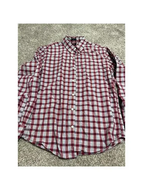J.Crew Men's Slim Fit Button Down shirt size Medium