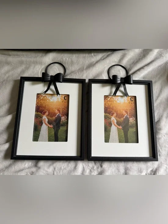 Black Double Ribbon Frame Wall Photo Set - size 5x7