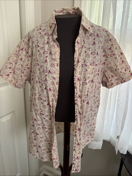 J Crew Men's Short-Sleeve Printed Camp Shirt in Cream and Magenta