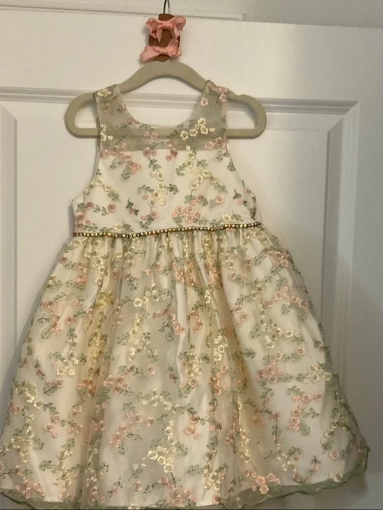 Girls' Floral Embroidered Ivory Party Dress with Gold Trim