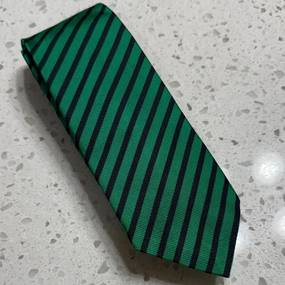 J. Crew VTG Emerald and Navy Diagonal Striped Silk Tie preppy‎ 57”long nautical