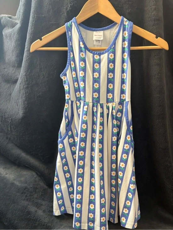 Hannah Andersson Blue and White Floral Dress w/Pockets Size 120; 6/7