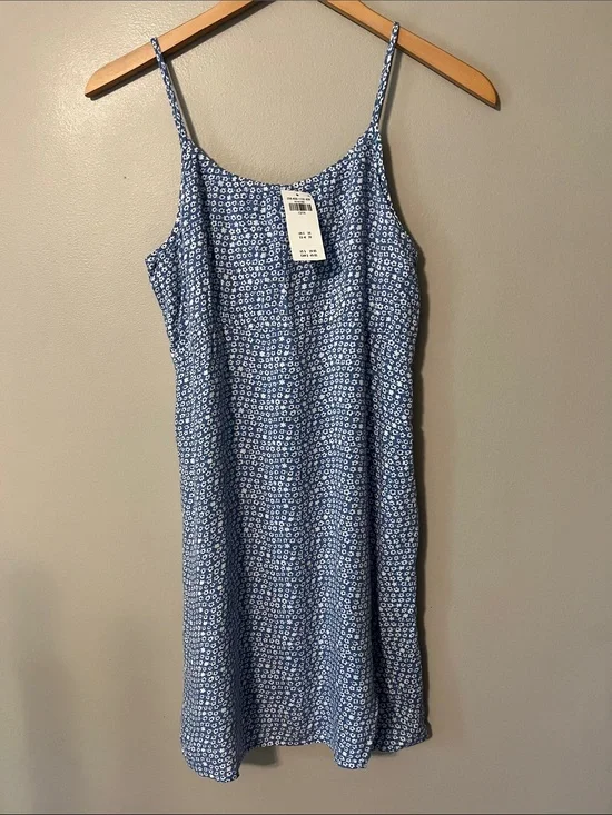 New! Abercrombie Kids Blue Floral Dress w/‎ Hand Pockets Size 13/14 NWT