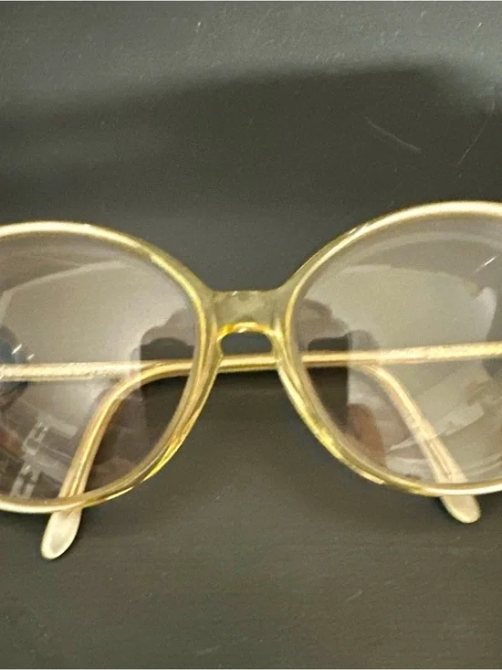 Vintage Chloe Round Women's Glasses in Translucent Yellow with Gold Accents
