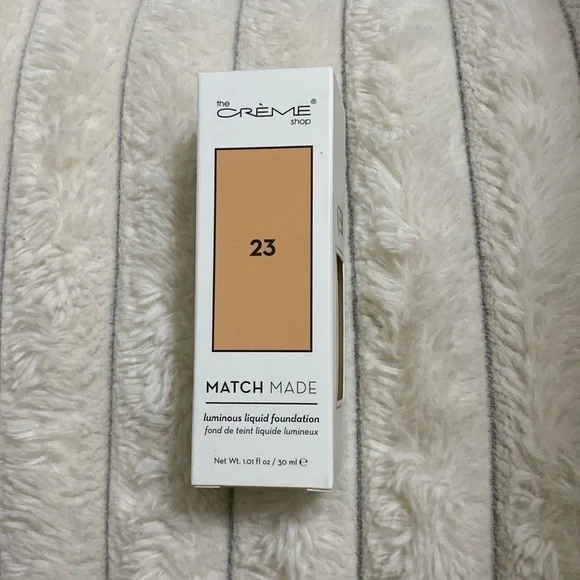 The Cre’me Shop Match Made Luminous Liquid Foundation #23
