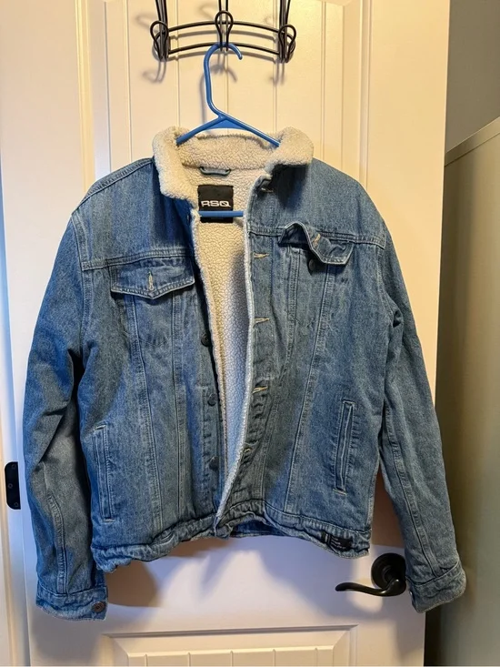 ASQ Sherpa-Lined Light Blue Denim Jacket
