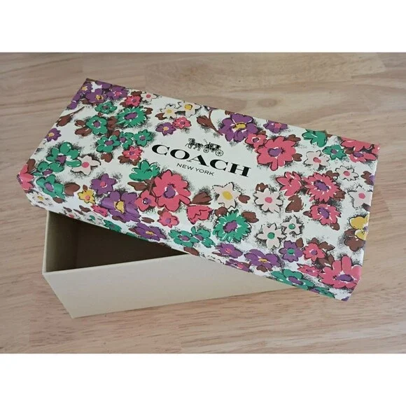 NEW Coach GIFT BOX ONLY Glasses/Sunglasses (gift box only) Colorful