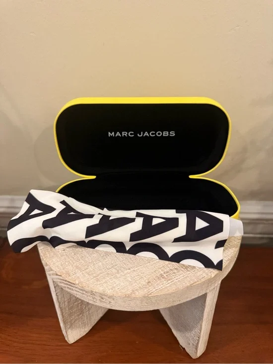 Marc Jacobs Yellow Hard Sunglass Case with cleaning cloth