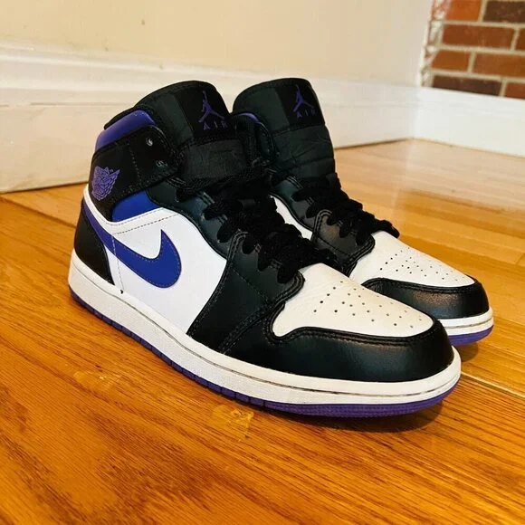 Air Jordan 1 Mid Purple Iris VNDS Sz 8.5 554724-095