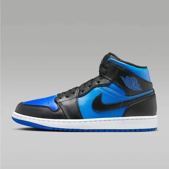 Sz 10  Air Jordan 1 Mid 