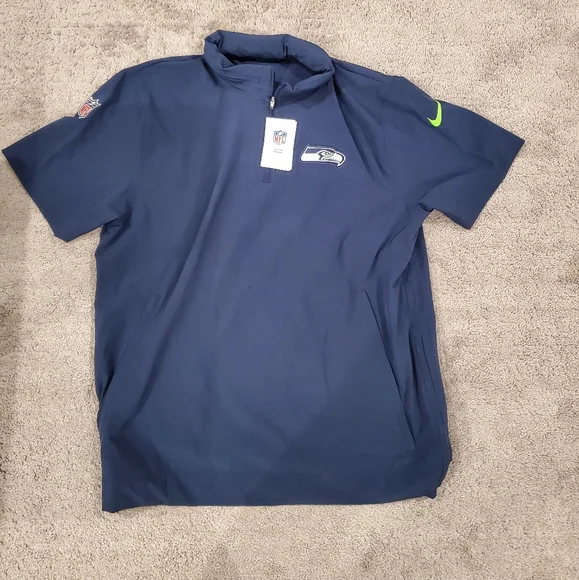 NIKE Seattle Seahawks Size XL 1/4 Zip Sideline Coaches Onfield hooded