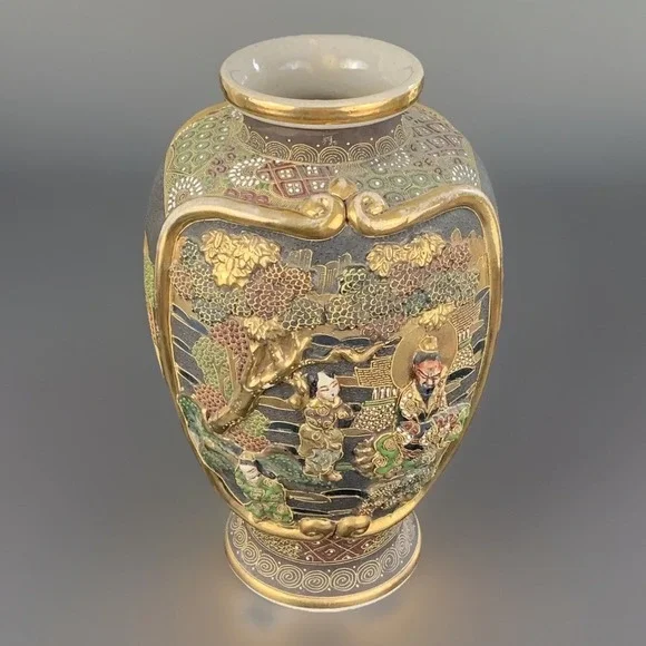 Vintage Japanese Satsuma Moriage Vase Hand Painted Gilded Relief Made in Japan