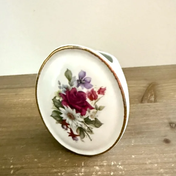 Vintage Szeiler art ceramic bud/posy vase floral design gilded edge cottagecore