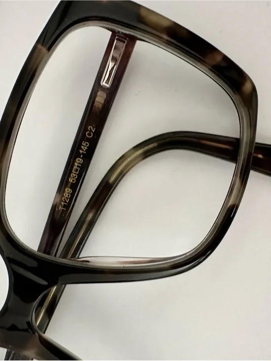 Oversized Tortoiseshell Square Prescription Eyeglass Frames - Translucent Brown