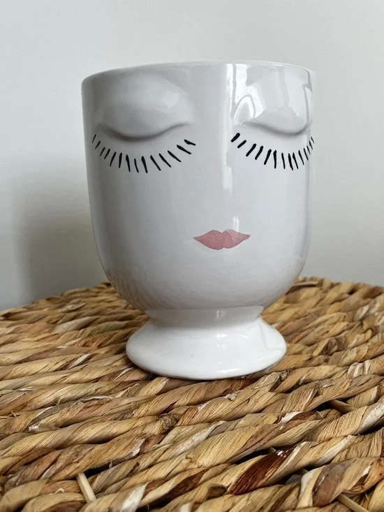 Ceramic plant vase