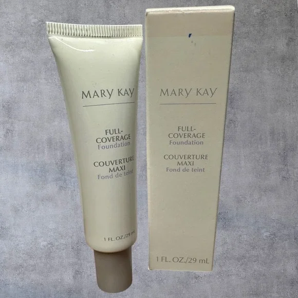 Mary Kay Full Coverage Foundation Ivory‎ 202 368500 1oz New - Gray Cap