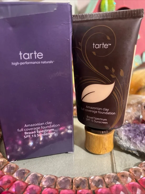 tarte Amazonian Clay Full Coverage Foundation- FAIRLY LOGHT BEIGE original