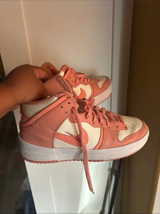 Jordan Men's High-Top Sneakers in Peach and Off-White