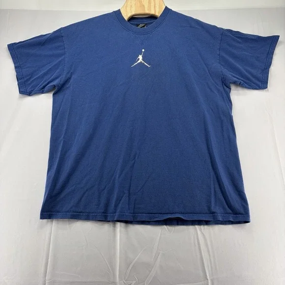 Vintage 2000's Jordan Brand Center Jumpman Logo T-Shirt Size XL Michael Jordan