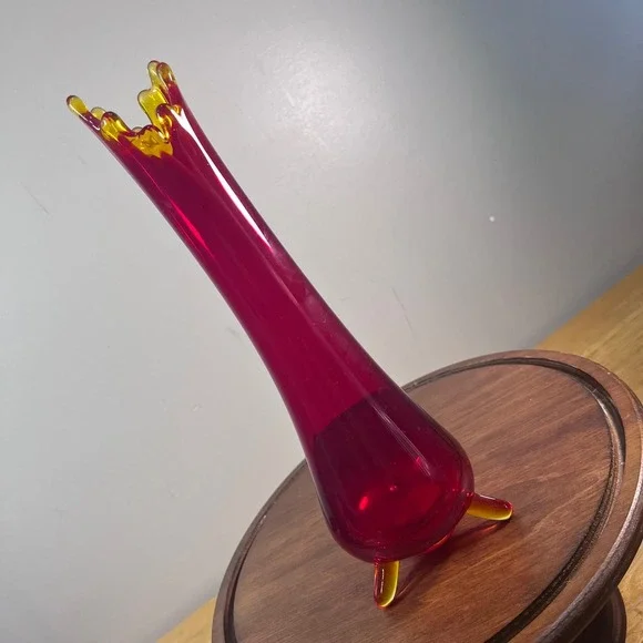 Vtg LE Smith 3 Toed Swung Vase Amberina Red Yellow Glass 11.25