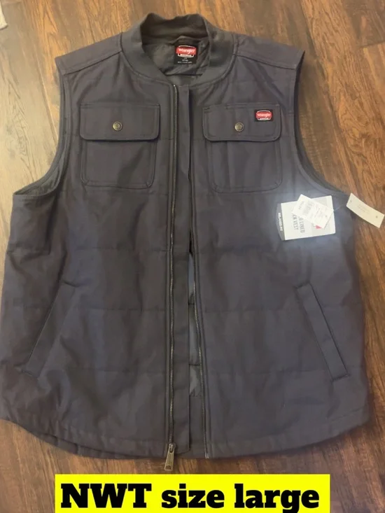 Wrangler Gray Quilted Utility Vest