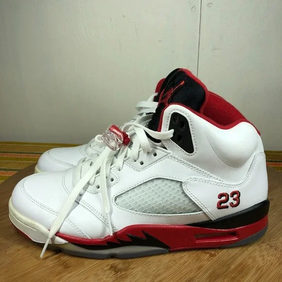 Nike Air Jordan Air 5 Mens 8.5 shoes white OG Fire Red Basketball sneakers