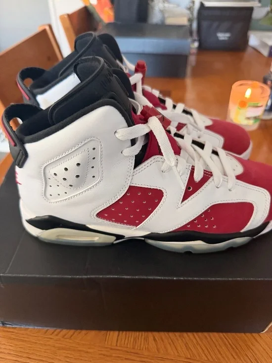 Jordan 6 carmine